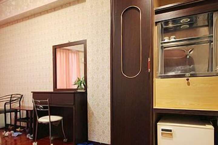 Room 29 of 51