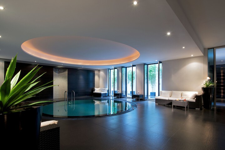 Pool 57 of 87