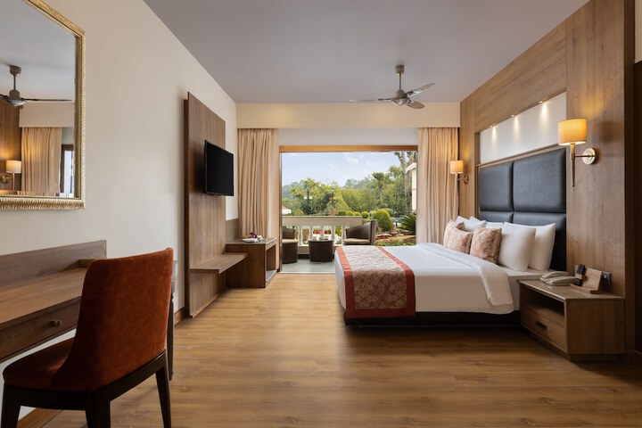 Room 4 of 25
