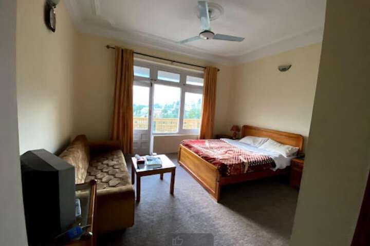 Room 37 of 47