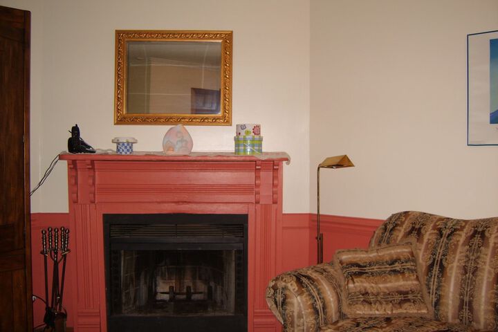 Room 13 of 20