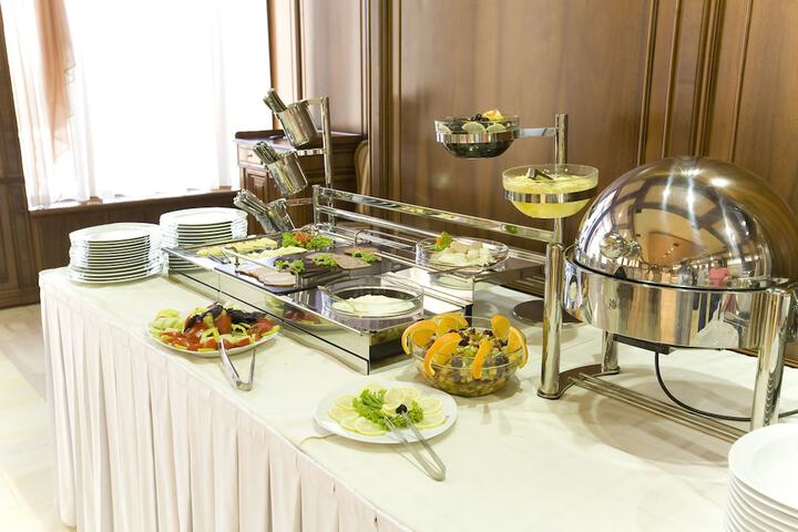Dining 110 of 141