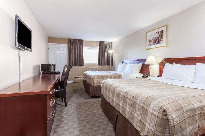 Room 5 of 20