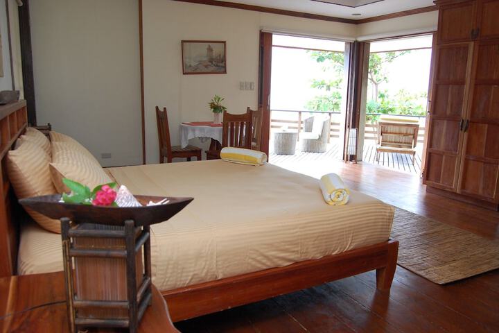 Room 8 of 39