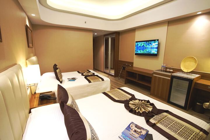 Room 17 of 62