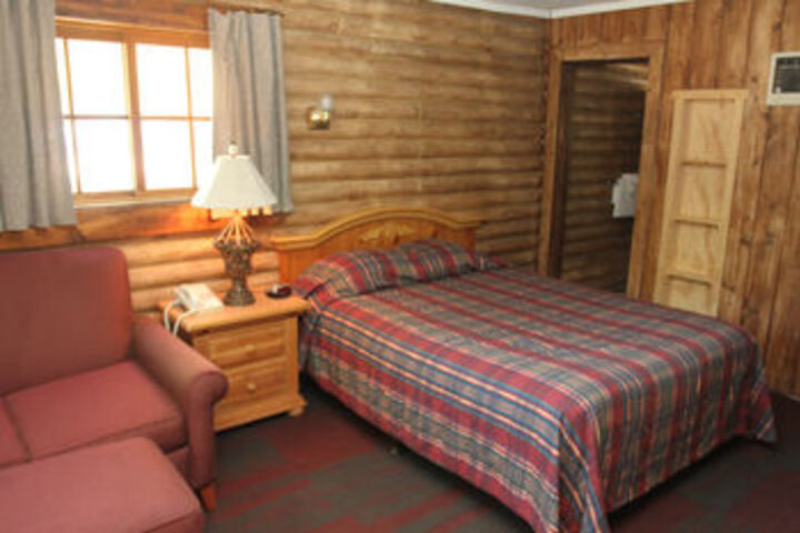 Room 13 of 46