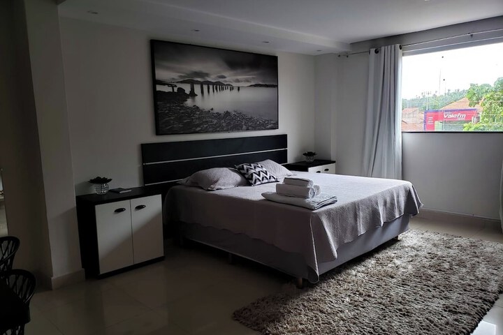 Room 4 of 6