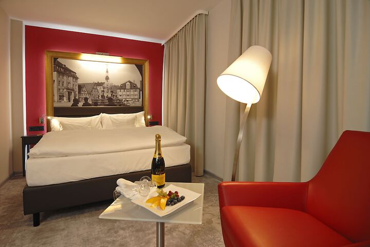 Room 3 of 30