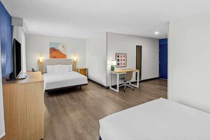 Room 19 of 30