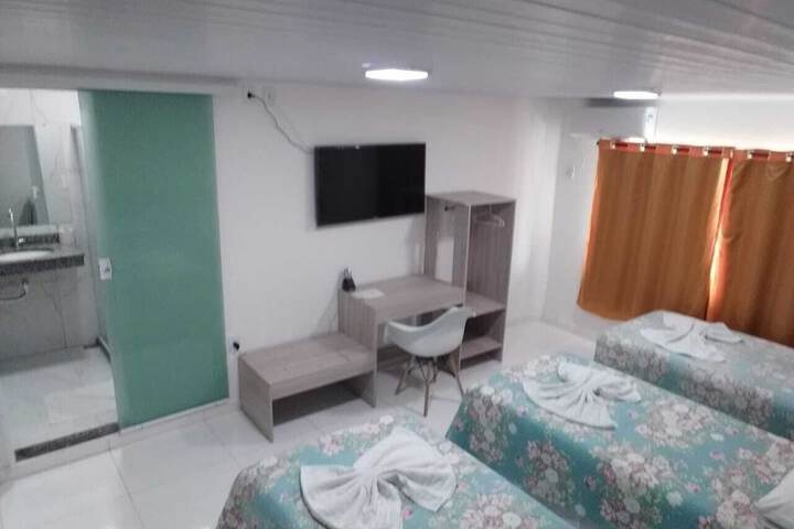 Room 8 of 19
