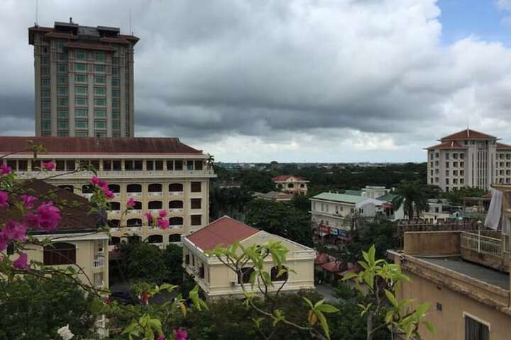 Sunny B Hotel in Hue