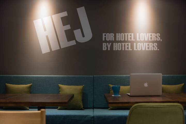 Hotel Interior 4 of 89