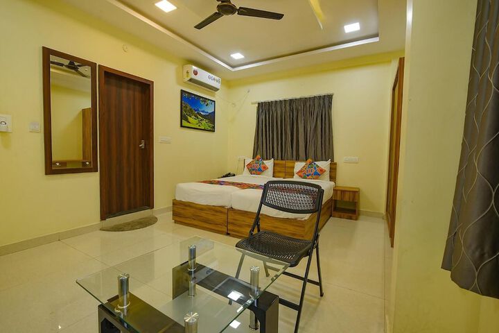 Room 16 of 31