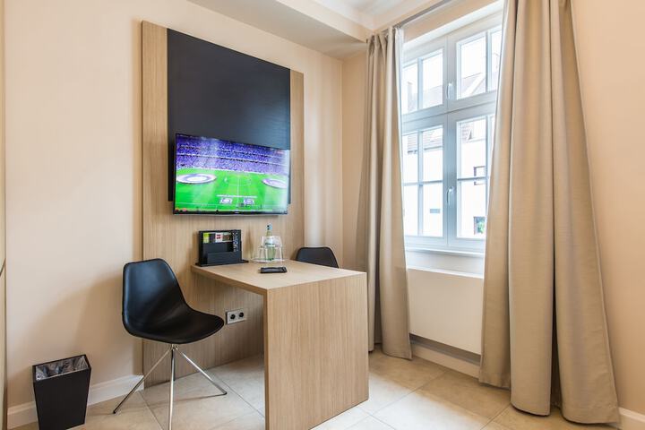Room 49 of 96