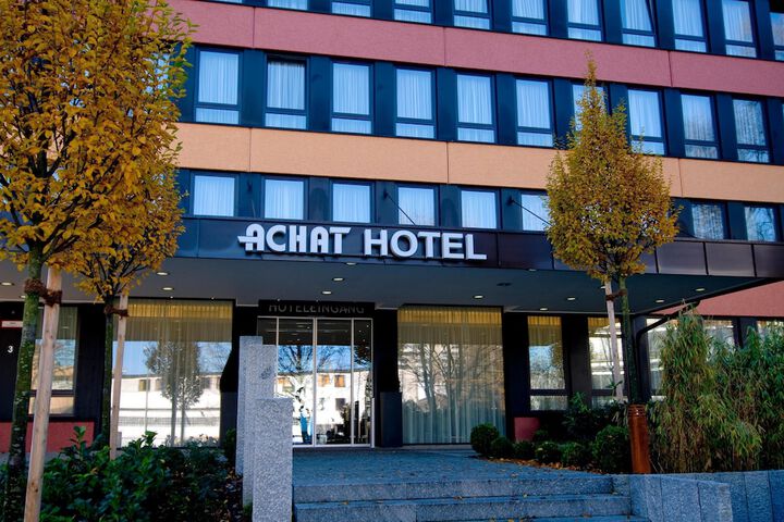 Hotel 76 of 78