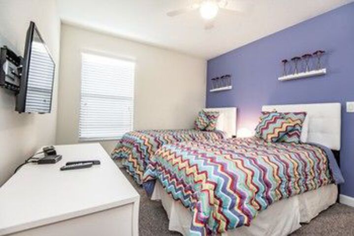 Room 8 of 24