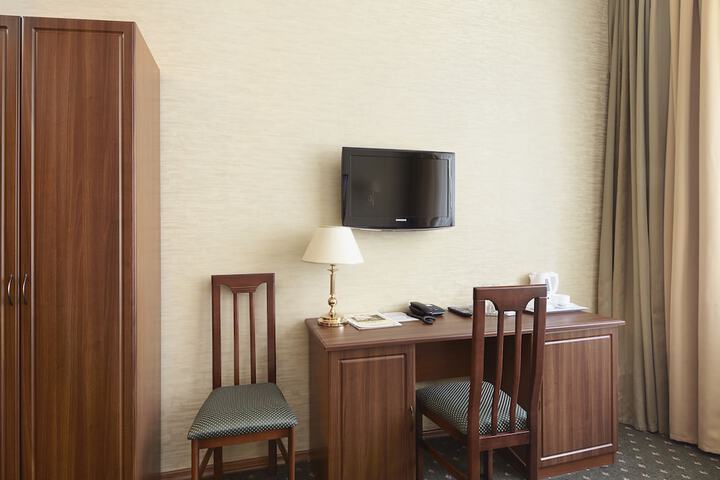 Room 26 of 47