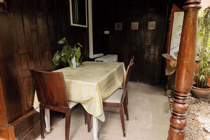 Room 51 of 268