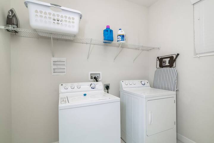Laundry 32 of 46