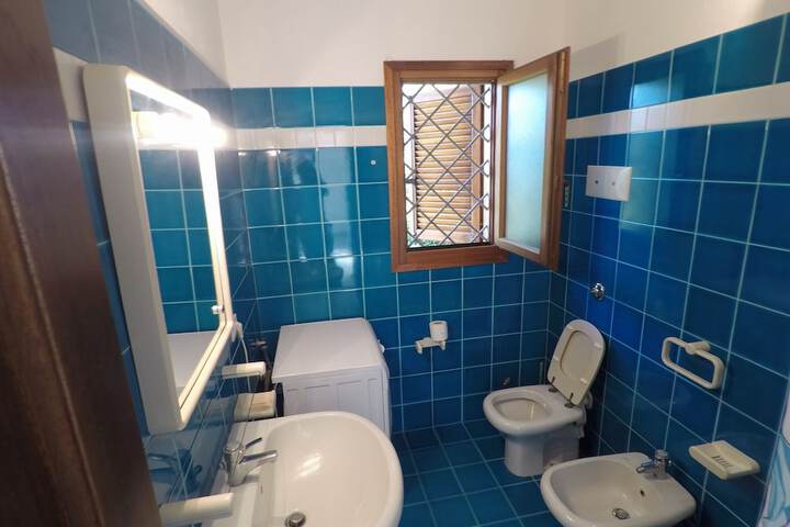 Room 18 of 29