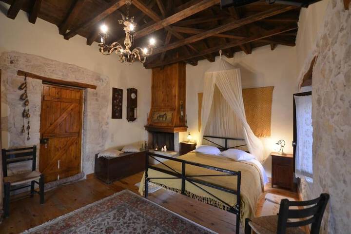 Room 9 of 29