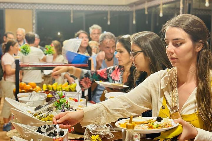 Dining 45 of 72