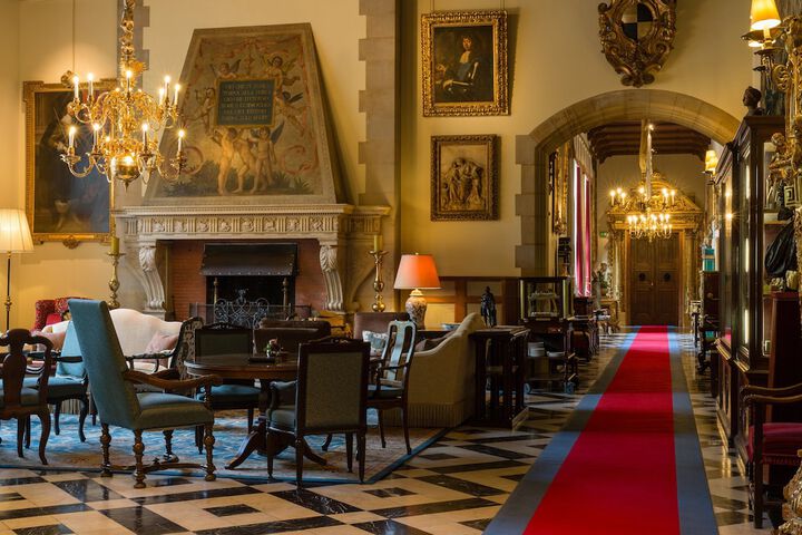 Lobby Entry