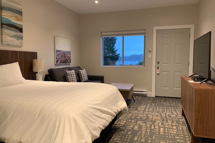 Room 6 of 70