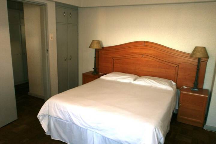 Room 2 of 45