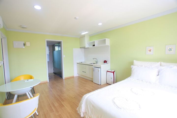 Room 20 of 73
