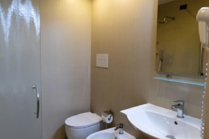 Clean Restrooms