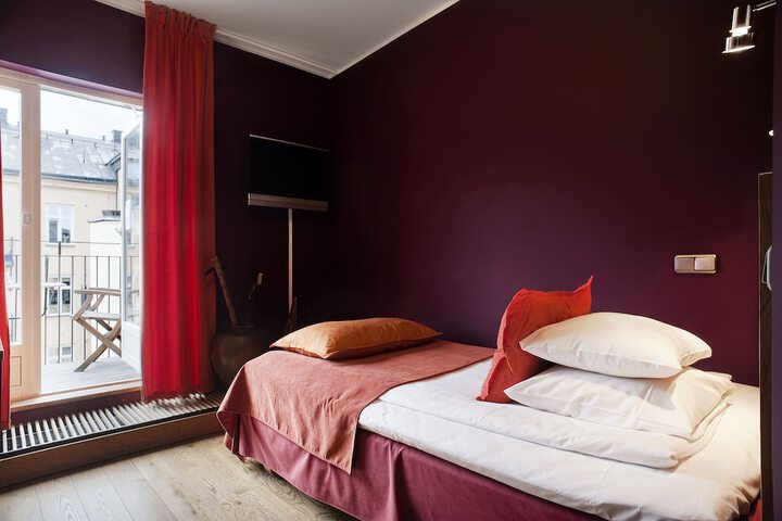 Room 22 of 66