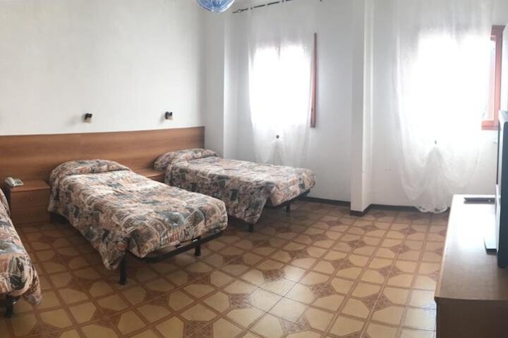 Room 17 of 32