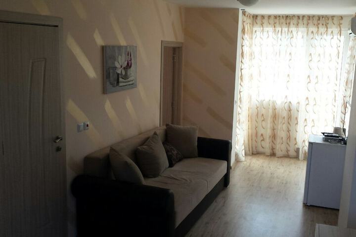 Room 18 of 53