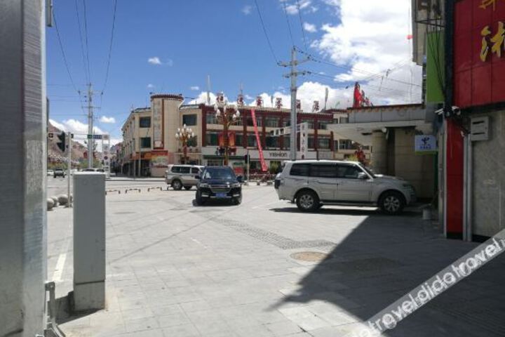 Xiangfulou Business Hotel