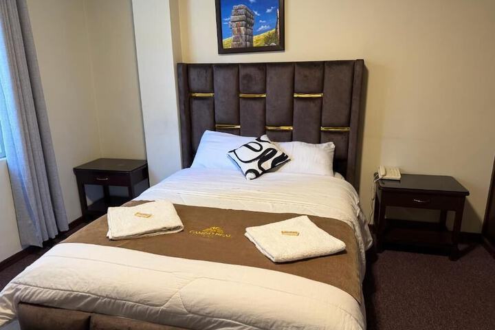 Room 5 of 17