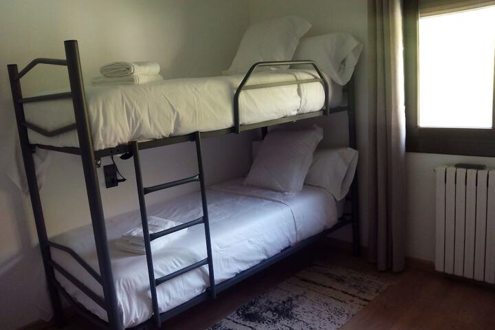 Room 5 of 7