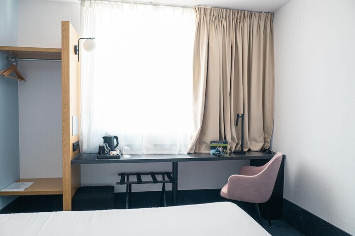 Room 20 of 47