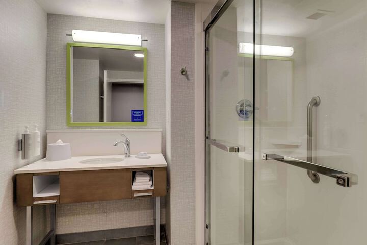 Bathroom shower