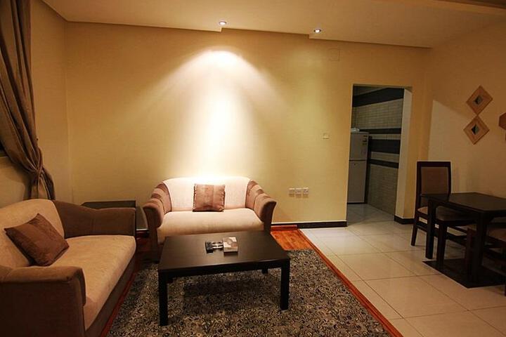 Room 3 of 7