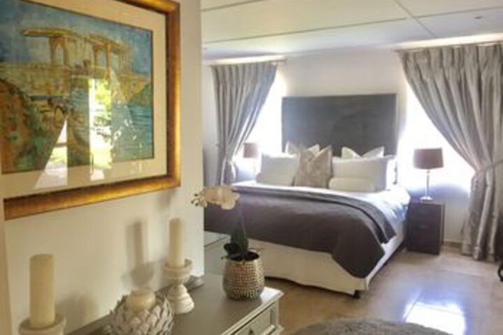 Room 45 of 164