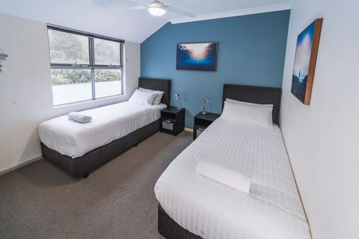 Room 22 of 40