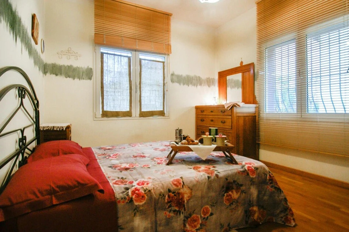 Room 3 of 15