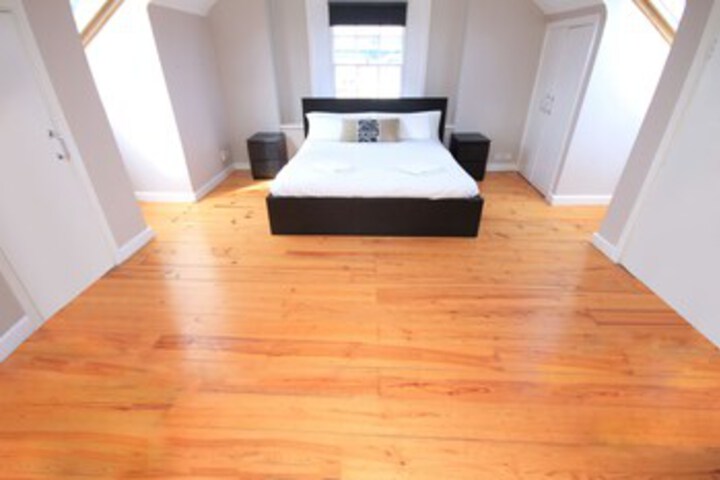Room 19 of 21