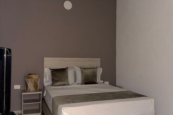 Room 20 of 38