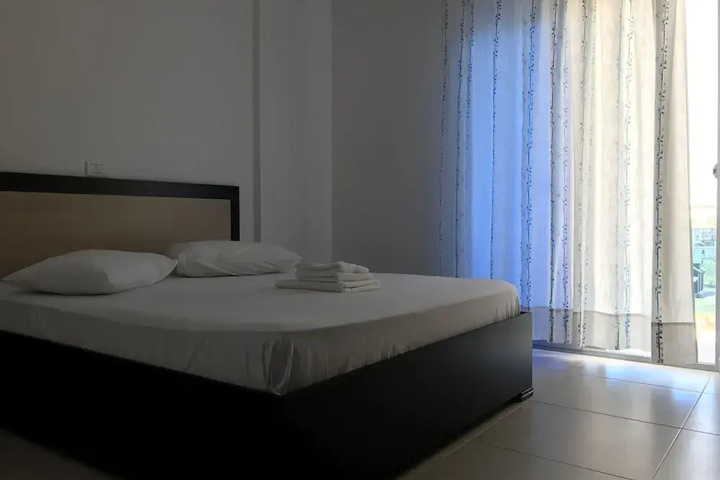 Room 5 of 22