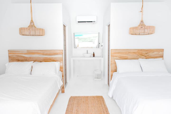 Room 4 of 36