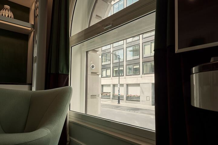 Room 47 of 108