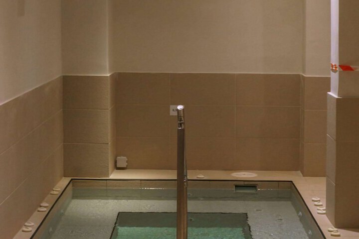 Spa 72 of 112