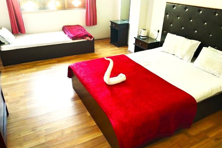 Room 7 of 29